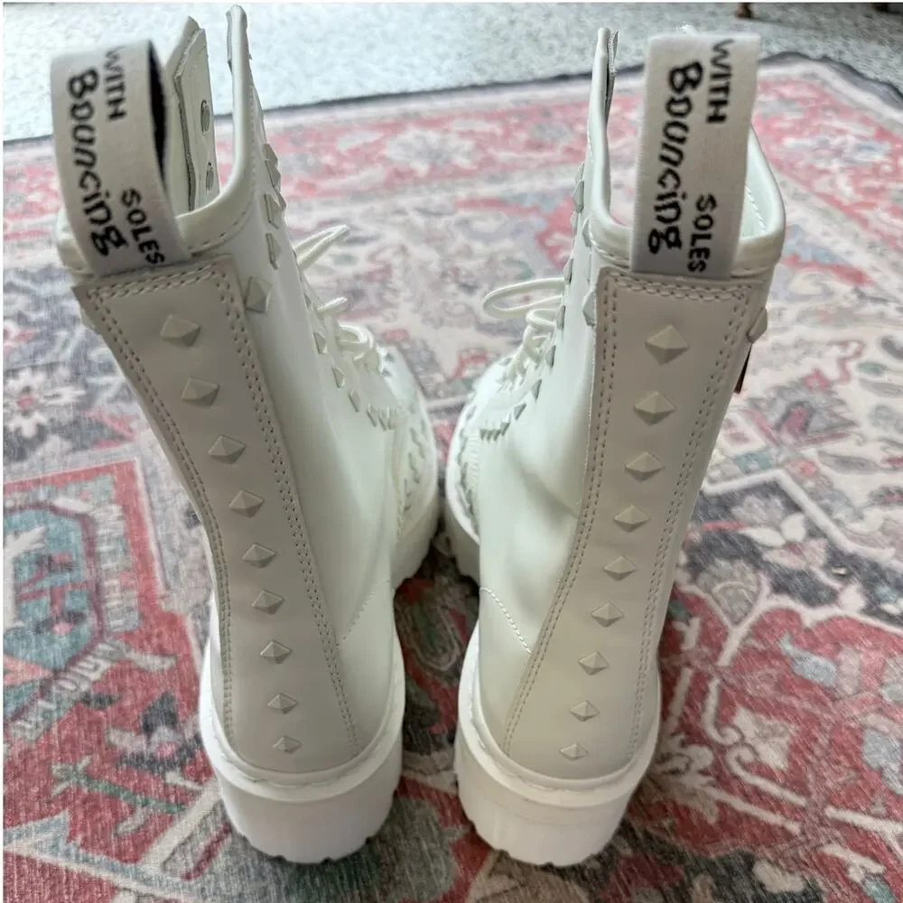 New Dr. Doc Martens 1490 Stud Boot in White Platform Combat Boot Size 11